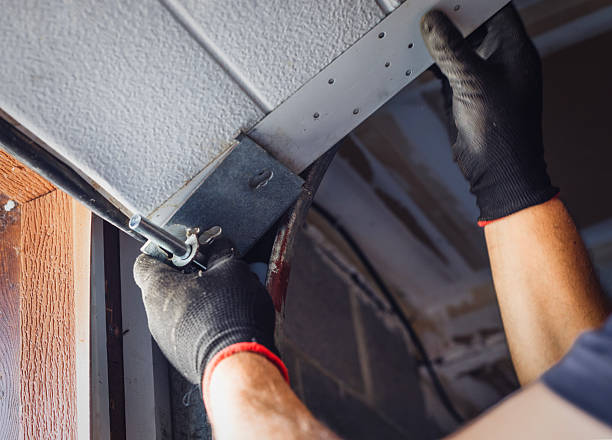 Reliable Garage Door contractor in Keego Harbor, MI by Garage Doors Repair Pro